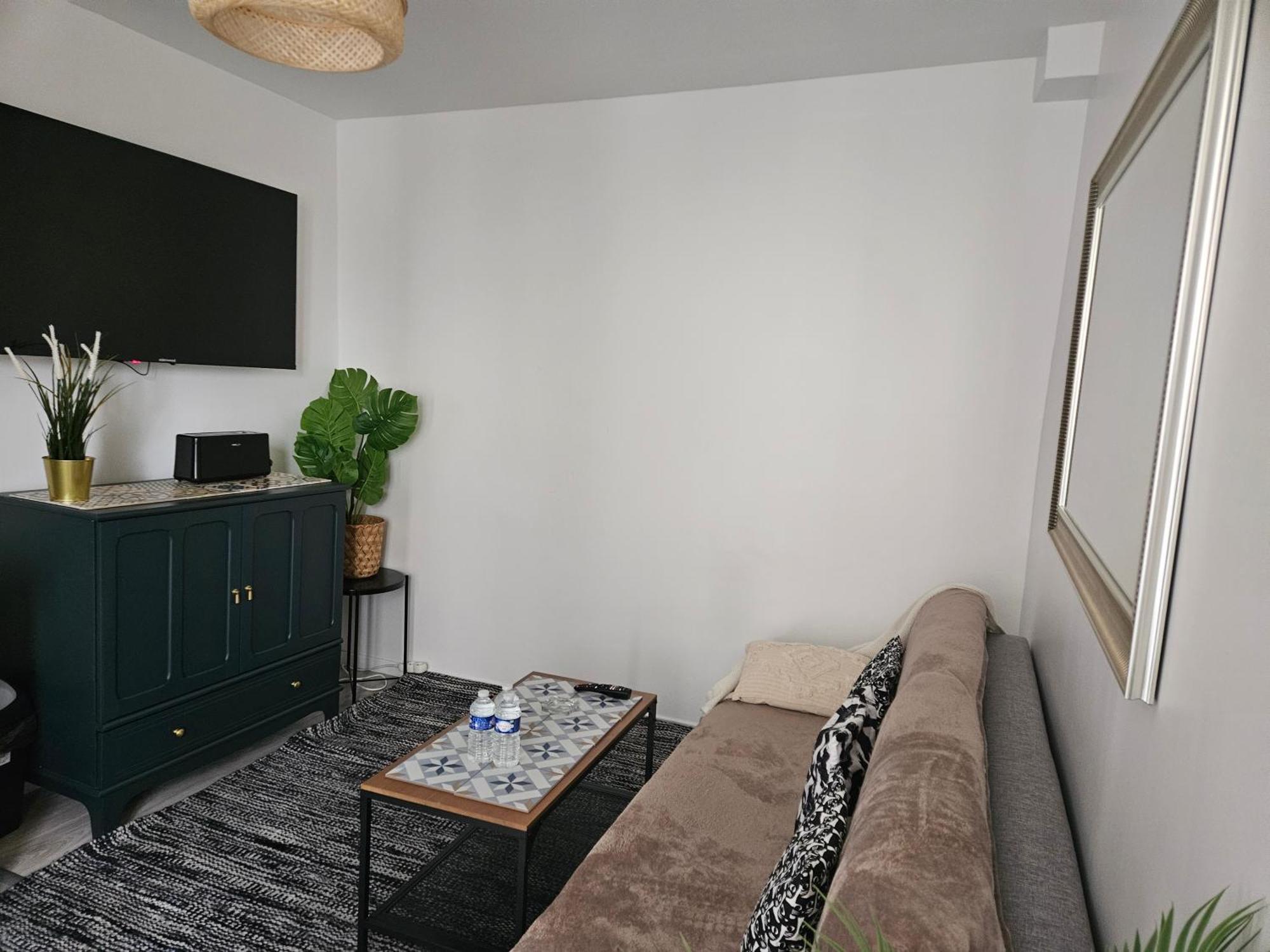 Studio Stade De France 17 Pour 4 Personnes Saint-Denis  Exteriér fotografie
